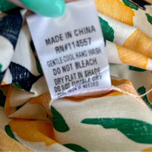 THML Yellow Green Black White Floral Ruffle Sleeve Top Blouse Women’s Medium NWT - Picture 5 of 10